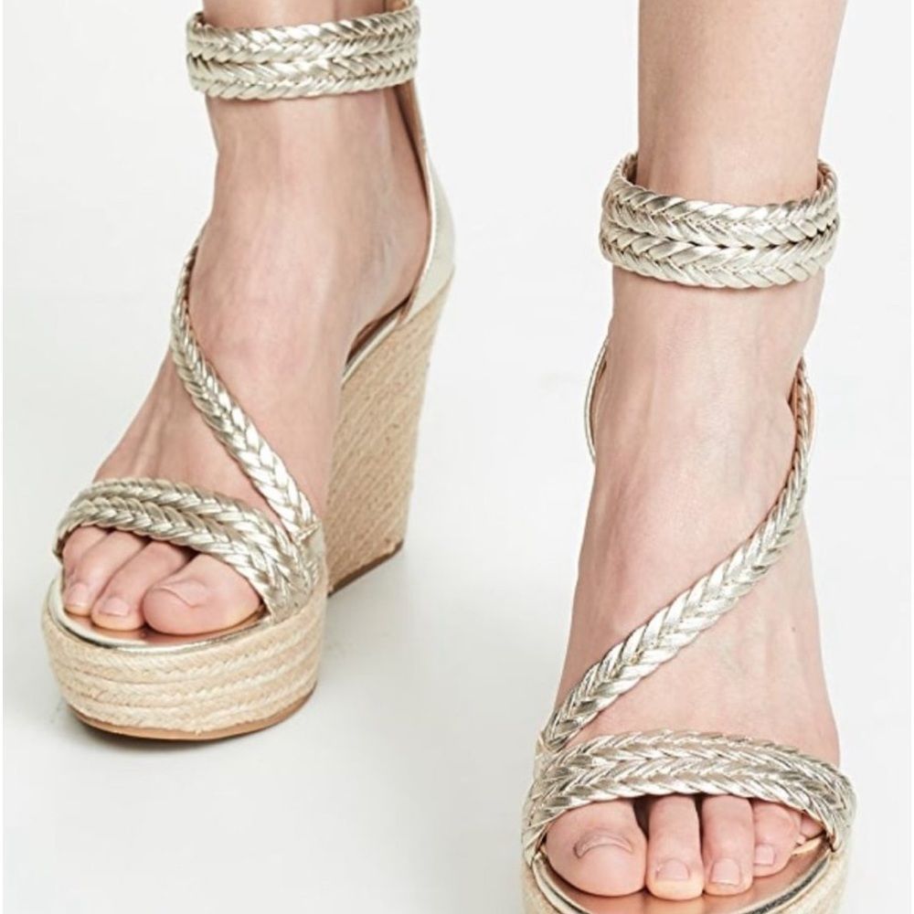NWOB Badgley Mischka Lita Wedge Espadrilles Sandals Metallic Silver Wedge Shoes